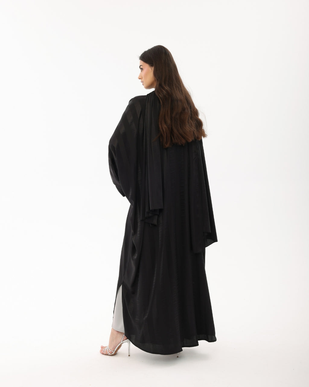 MODERN VEIL