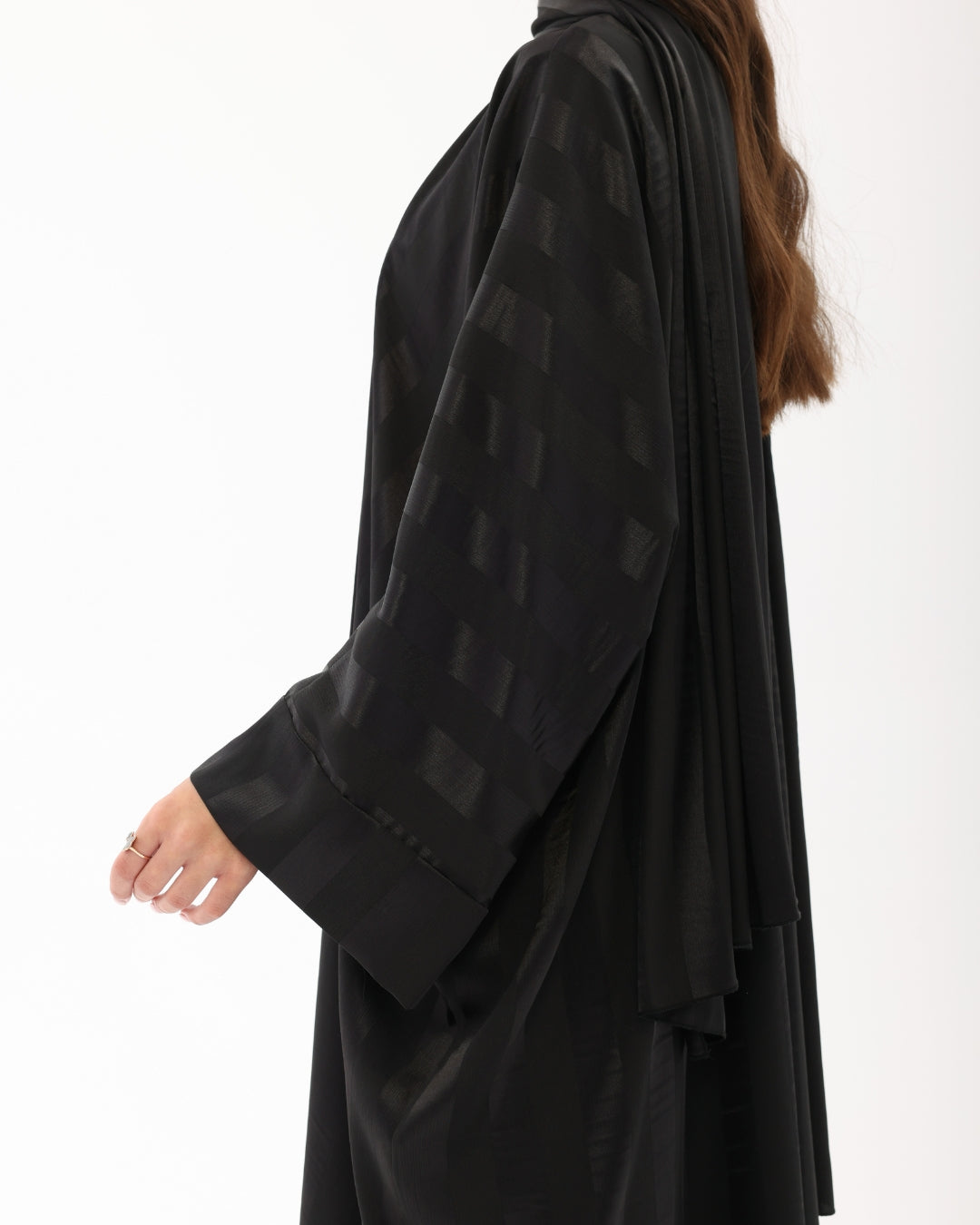 MODERN VEIL